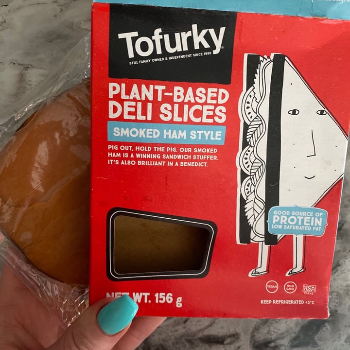 photo of Tofurky Plant-based Deli Slices Smoked Ham Style shared by @gunitdoinit on  30 Jan 2021 - review