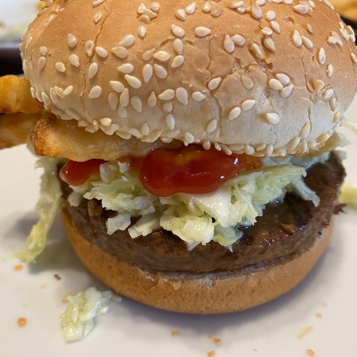 photo of Yves Veggie Cuisine Ultimate veggie burger shared by @gassia on  12 Sep 2020 - review