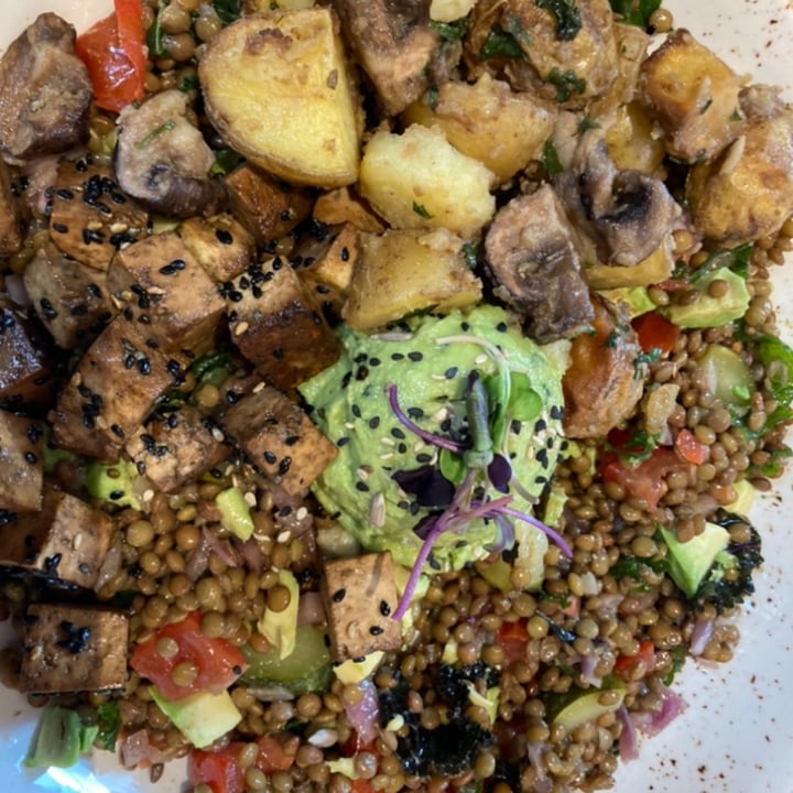 review photo of BYOKO Poké de Lentejas shared by @plantb on 23 Jan 2022 - review