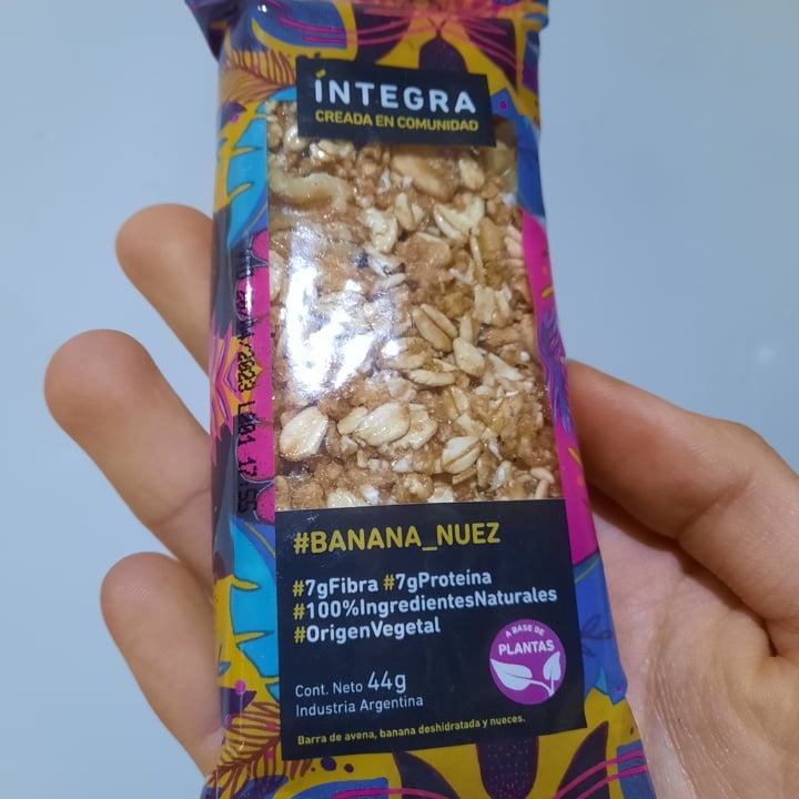 photo of Integra Barra De Cereal Banana y Nuez shared by @lily62 on  25 Oct 2022 - review