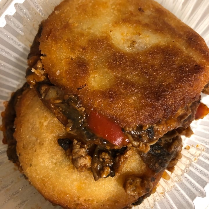photo of A Porta Verde Arepas veganas con soja texturizada shared by @antiaac on  11 May 2021 - review