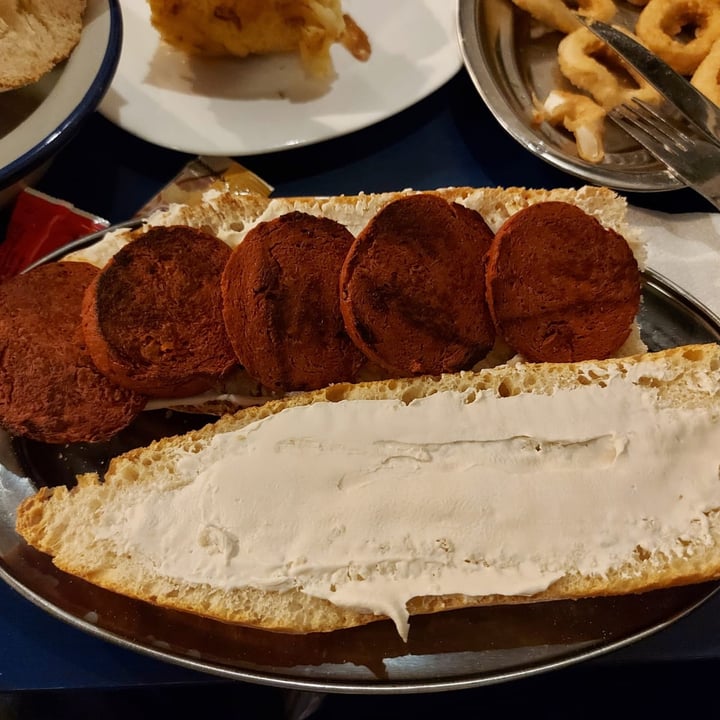 review photo of B13 bar Bocadillo de chorizo con veganesa shared by @martabassignani on 03 Jan 2022 - review