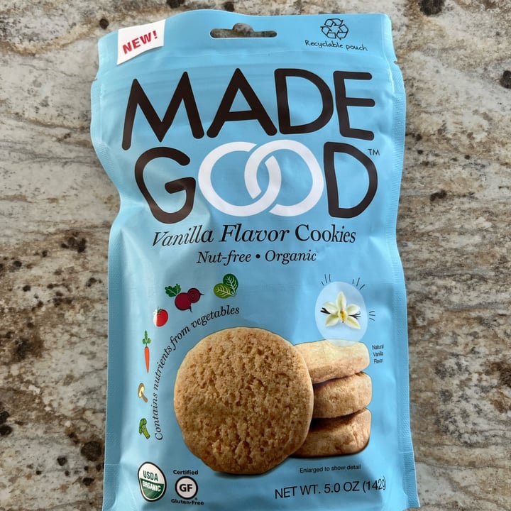 photo of Made Good Vanilla flavour cookies shared by @dianna on  11 Feb 2022 - review