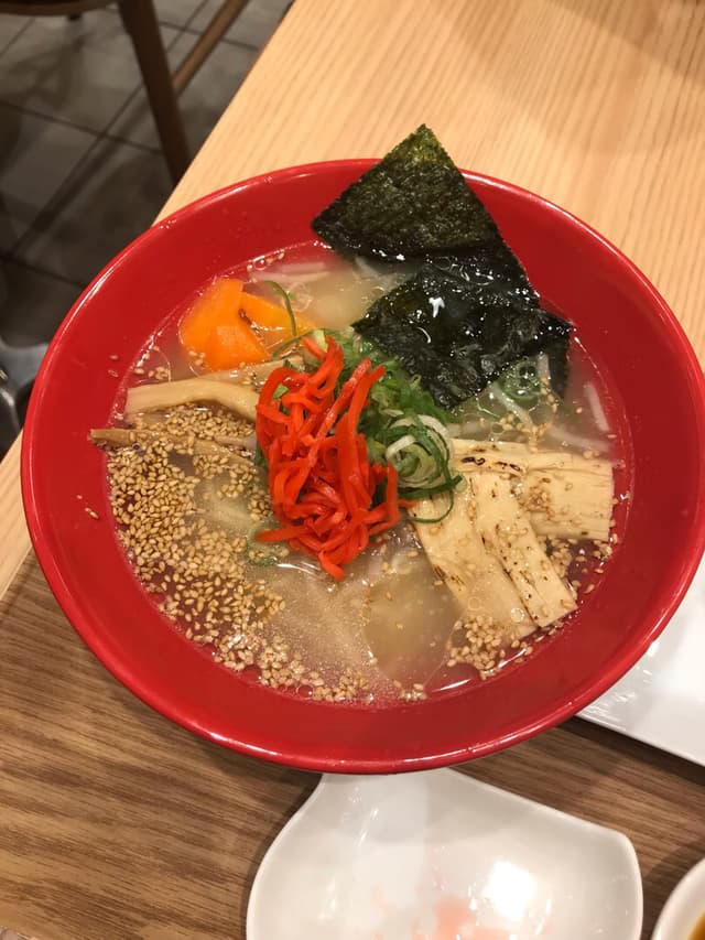 Foto del piatto “Tonkotsu ramen”