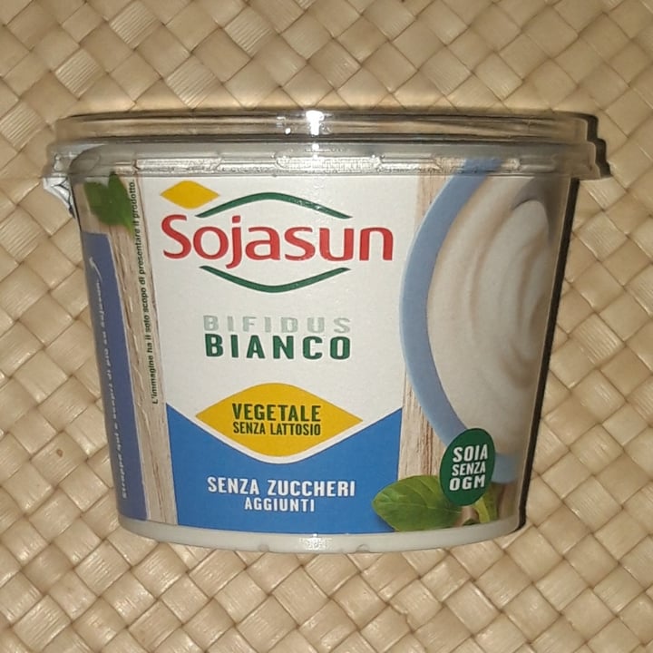 photo of Sojasun Bifidus Bianco Senza Zuccheri Aggiunti shared by @gaiacastiglioni on  15 Jun 2022 - review