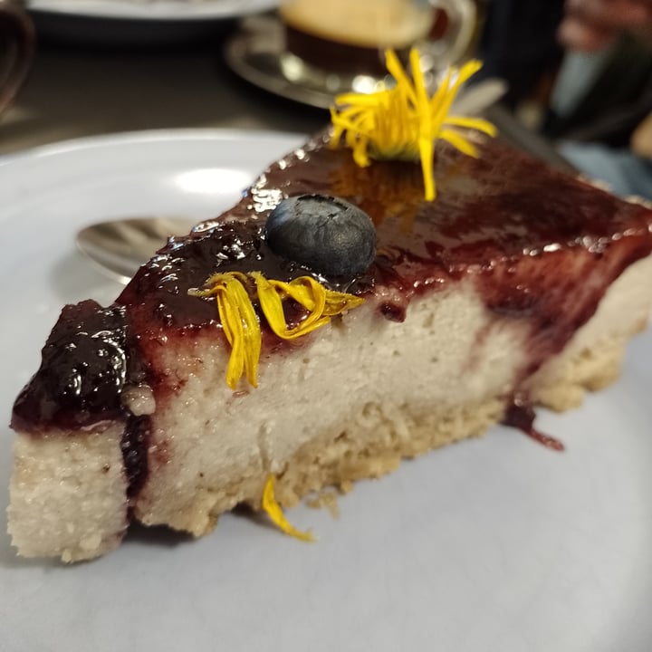 photo of Herbario Café Cheesecake De Frutos Rojos shared by @rodrigogarcia on  09 Apr 2022 - review