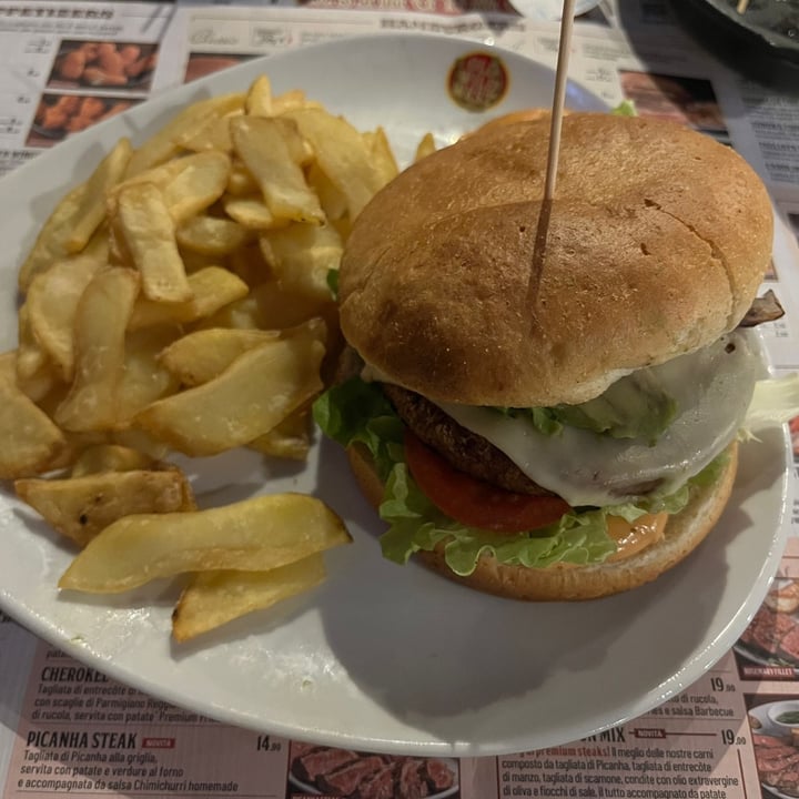 photo of Old Wild West No meat burger shared by @sofiaclaudiamigliore on  08 Feb 2022 - review