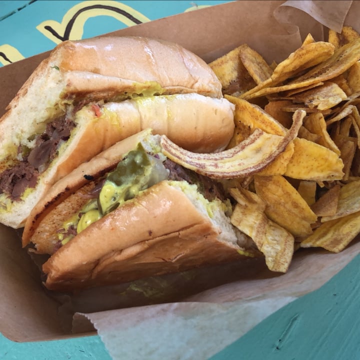 review photo of Aguacate Sanctuary of Love Cuban Jackfruit Sandwhich shared by @nftptldbyf on 13 Dec 2021 - review