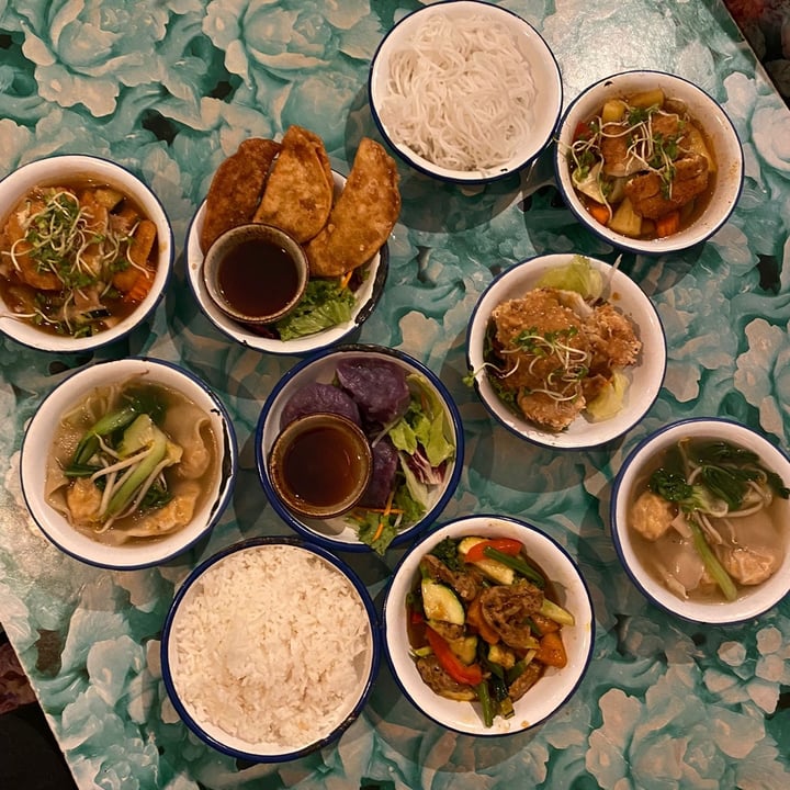 photo of li.ke : serious||thai||vegan Bowls shared by @xi on  06 Oct 2021 - review