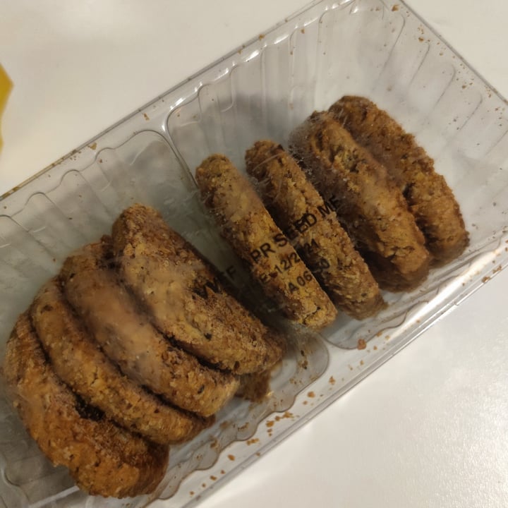 review photo of Vemondo Vegan Oat Cookies Seeds and Apricot shared by @micip on 28 Nov 2021 - review
