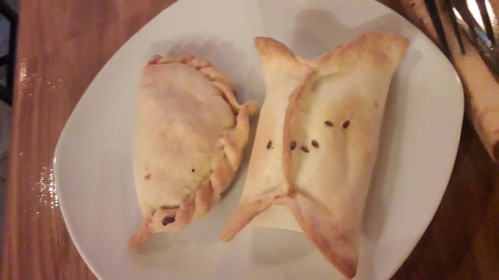 review photo of OM - Vegan Coffe Shop & Beer Empanadas shared by @agossariass on 13 Mar 2020 - review