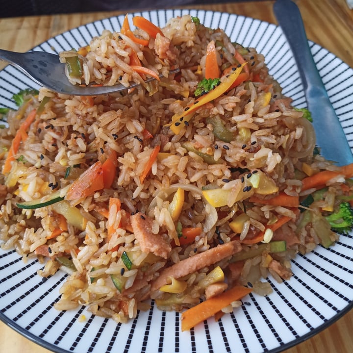 photo of Gori San Vegan Food Arroz chino shared by @gissellearthling on  07 Jul 2022 - review
