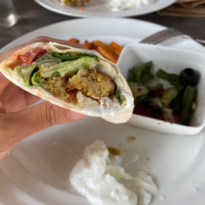 photo of Urban Bites Falafel Wrap shared by @amindfulmiao on  26 Oct 2020 - review