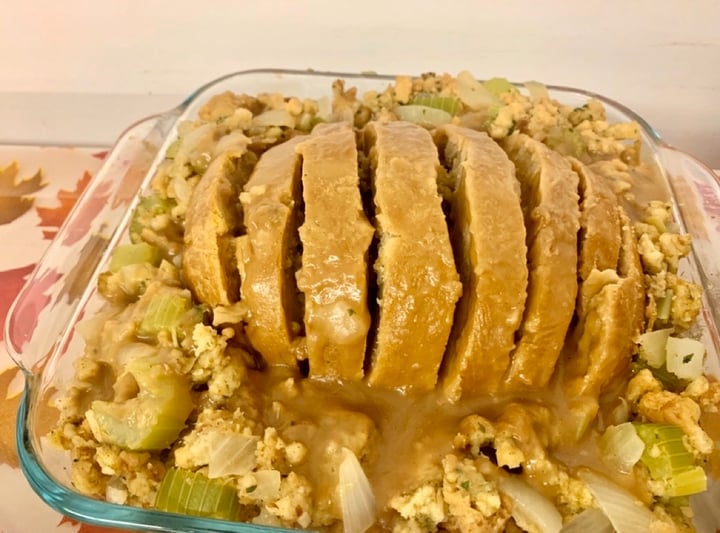 photo of Tofurky Plant-Based Roast & Wild Rice Stuffing shared by @mariajamison on  24 Mar 2020 - review