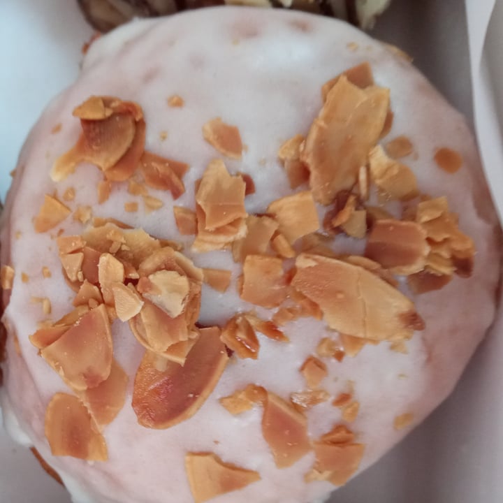photo of Bite Me Café Donuts de almendras shared by @yo65 on  11 Jul 2022 - review