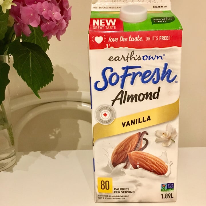 photo of Earth's Own So Fresh Vanilla Almond Milk shared by @selene00 on  06 Aug 2019 - review