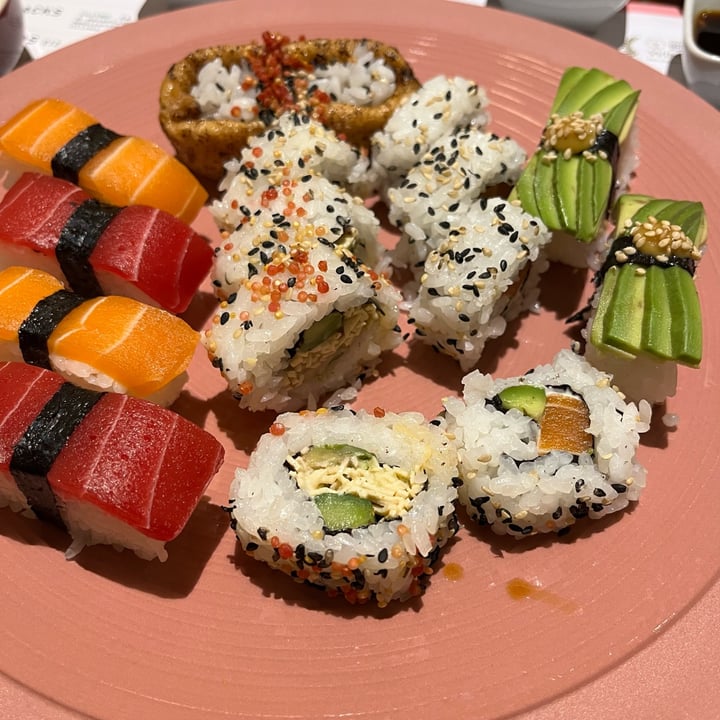 photo of 123V Grand Sushi Set shared by @jessskh on  28 Jan 2022 - review