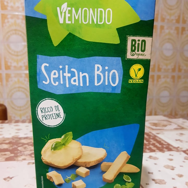 photo of Vemondo  Seitan Bio shared by @mediamenteveg on  29 Aug 2022 - review