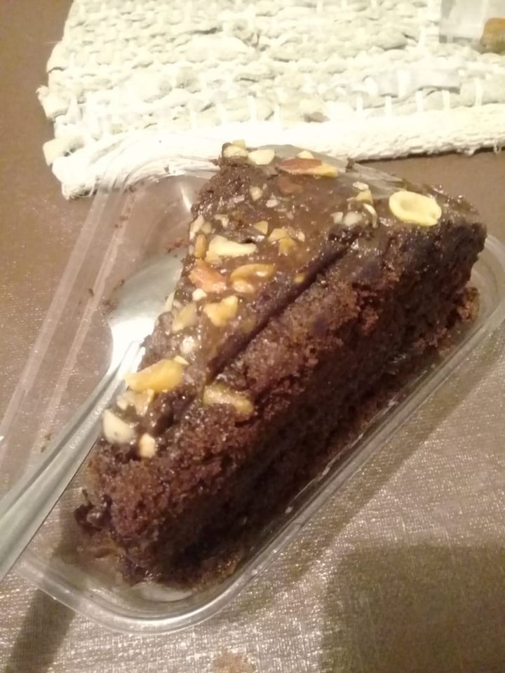photo of Nadis Go Vegan Pastel de chocolate shared by @domenique on  19 Apr 2020 - review