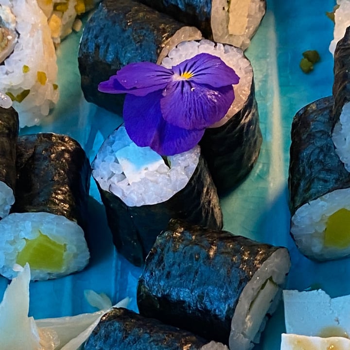 photo of BLU Restaurant & Lounge Hosomaki Tofu Affumicato E Schiso shared by @chiarapolti on  19 Jun 2022 - review