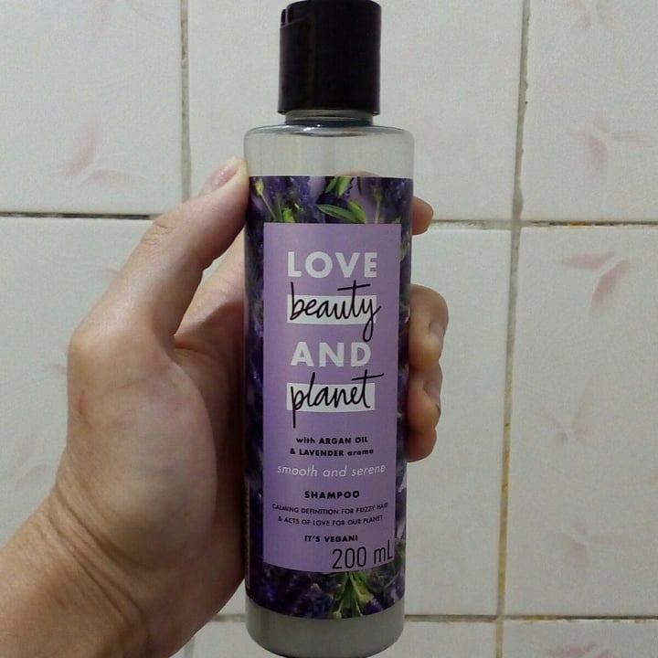 photo of Love Beauty and Planet Argan Oil & Lavender Shampoo shared by @kharismael on  29 Aug 2020 - review