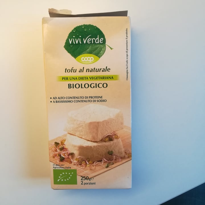 photo of Vivi Verde Coop Tofu Al Naturale shared by @lenght on  20 Apr 2022 - review