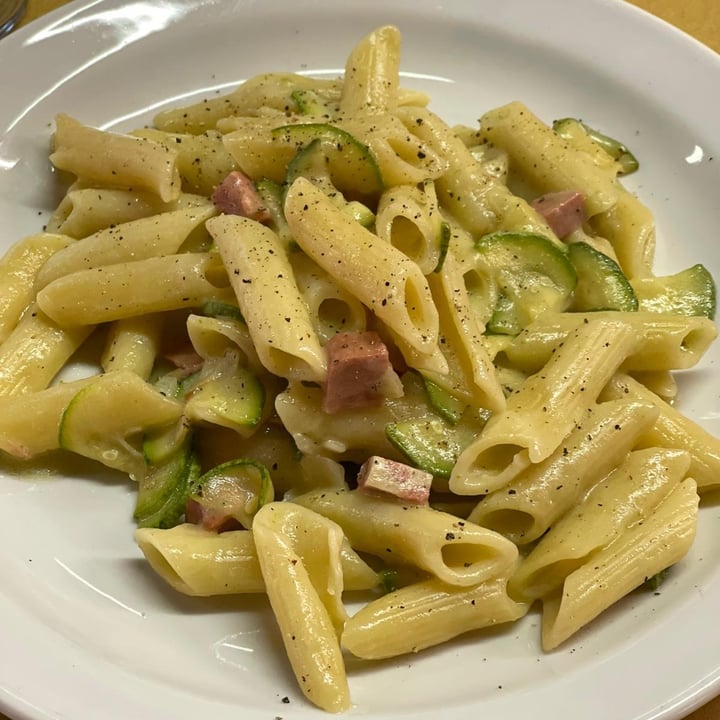 photo of Rifugio Vaccera Pennette bacon & zucchine shared by @fraskavegan on  20 Aug 2021 - review
