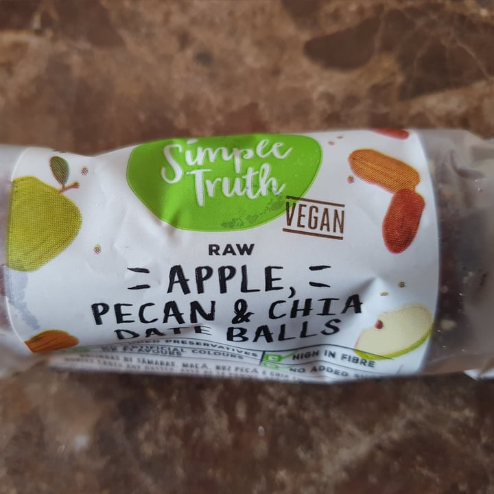 review photo of Simple Truth Raw Apple, Pecan & Chia Date Balls shared by @colleenpenny on 30 Jul 2020 - review