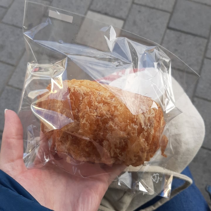 photo of 우부래도 상도본점 Pain Au Chocolat shared by @maiaceto on  10 Dec 2022 - review