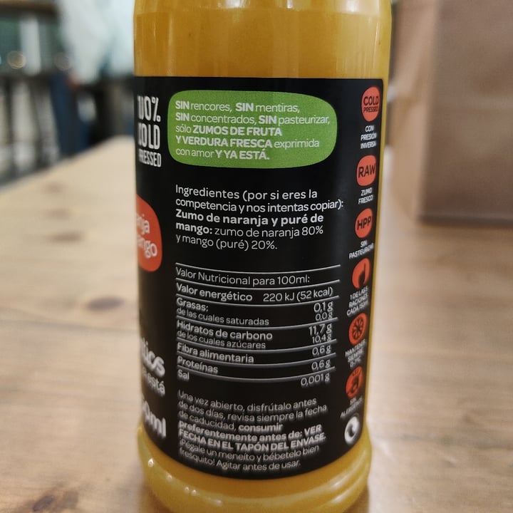 photo of Romantics Zumo De Naranja Y Mango shared by @silvia-m on  08 Dec 2022 - review