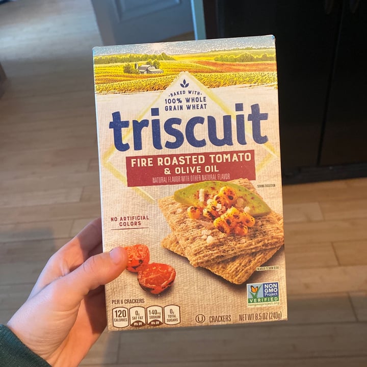 review photo of Triscuit Fire Roasted tomato & Olive Oil shared by @isabellacriley on 30 Dec 2020 - review