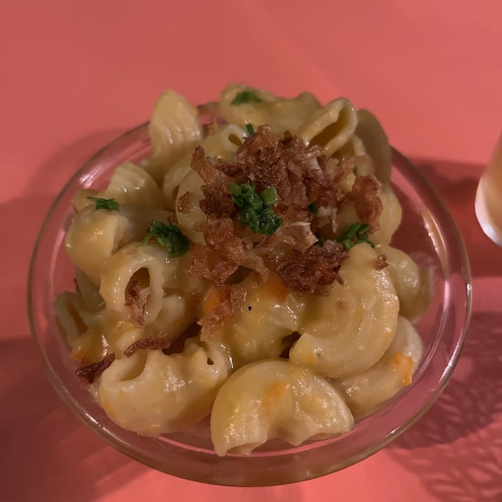 review photo of Vegan Junkies DANG! (Mac n' Cheese) shared by @veninis on 16 Dec 2022 - review