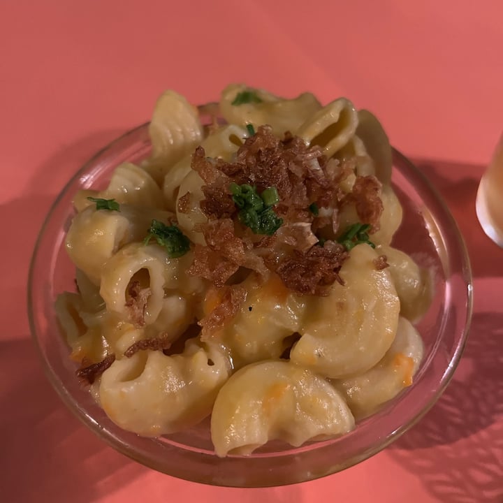 photo of Vegan Junkies DANG! (Mac n' Cheese) shared by @veninis on  16 Dec 2022 - review