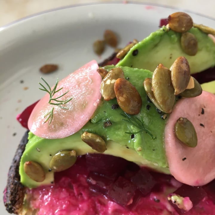 photo of MICRO bakery | kitchen Beetroot Avocado Tartine shared by @amindfulmiao on  04 Nov 2019 - review