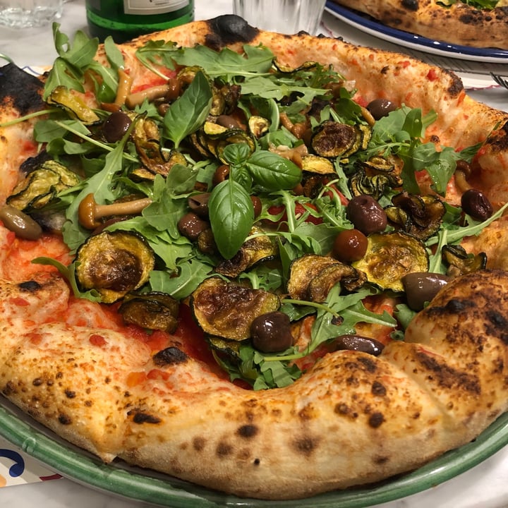 review photo of Pizzium - Via Anfossi Pizza marinara con verdure shared by @paolaskaff on 28 Aug 2021 - review