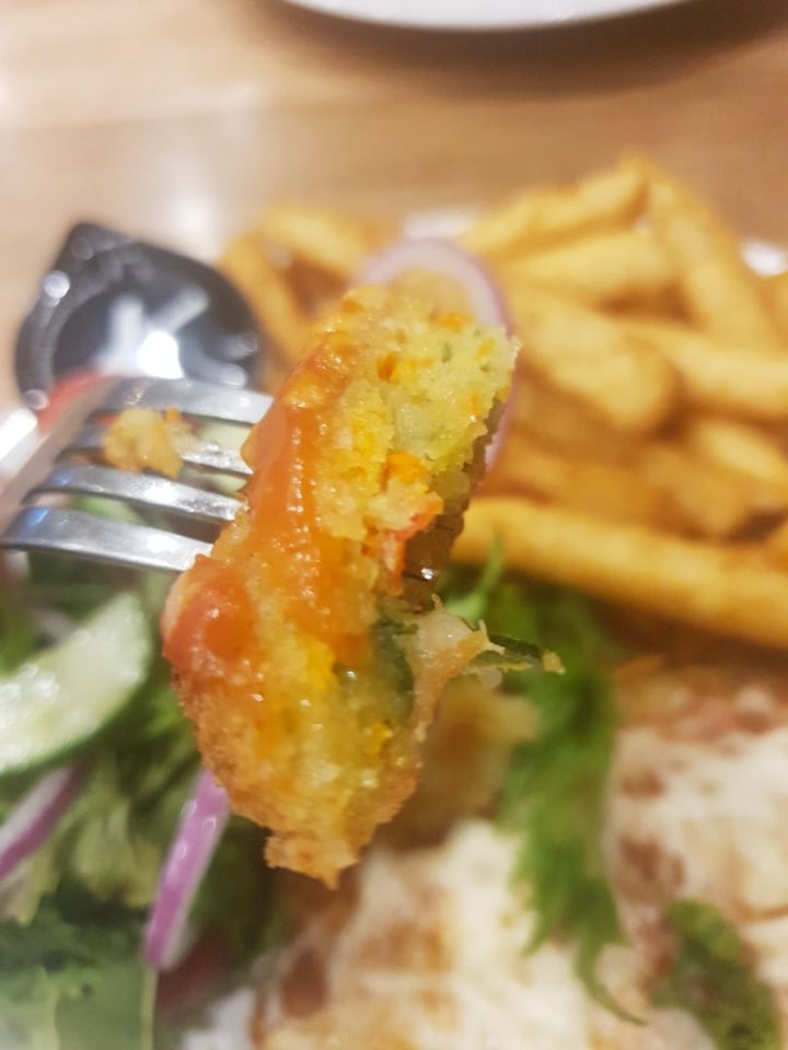 photo of Schnitz Parmi and snitzel shared by @tarabanken on  09 Feb 2020 - review
