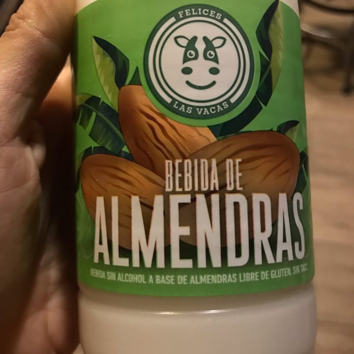 photo of Felices Las Vacas Bebida de Almendras Natural shared by @neptuneakale on  17 Dec 2021 - review