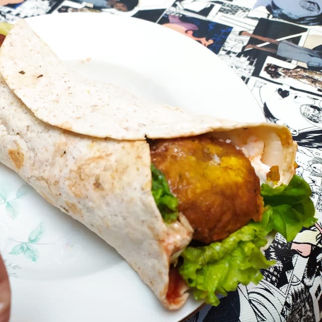 Foto del plato “Durum de espelta y avena relleno de falafel casero”
