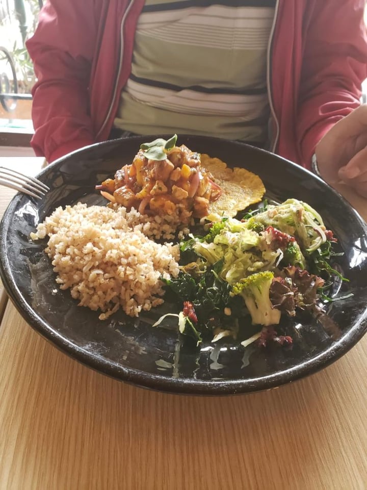 review photo of Restaurante Vegano Cardamomo Bowl shared by @locabra1 on 18 Sep 2019 - review