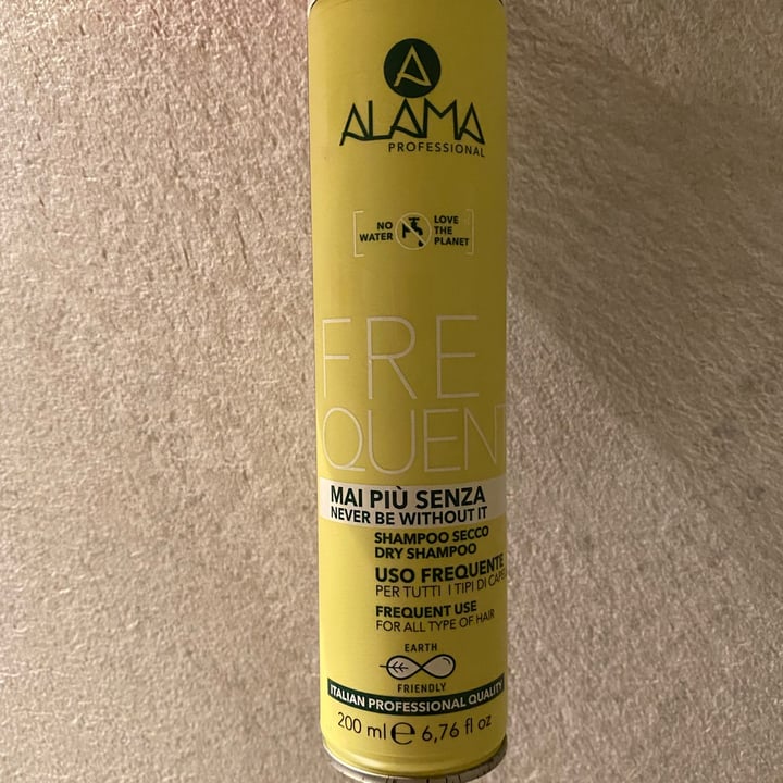 photo of Alama professional Shampoo Secco per Tutti i Tipi di Capelli shared by @isabellana on  28 Mar 2022 - review