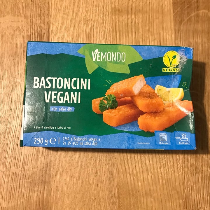 photo of Vemondo Bastoncini Vegani con Salsa Dip shared by @kristinachudinova on  07 Feb 2022 - review