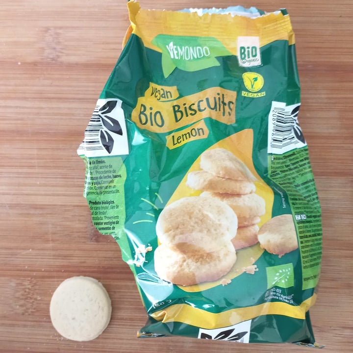 photo of Vemondo Vegan bio biscuits lemon shared by @lindag on  27 Jan 2022 - review