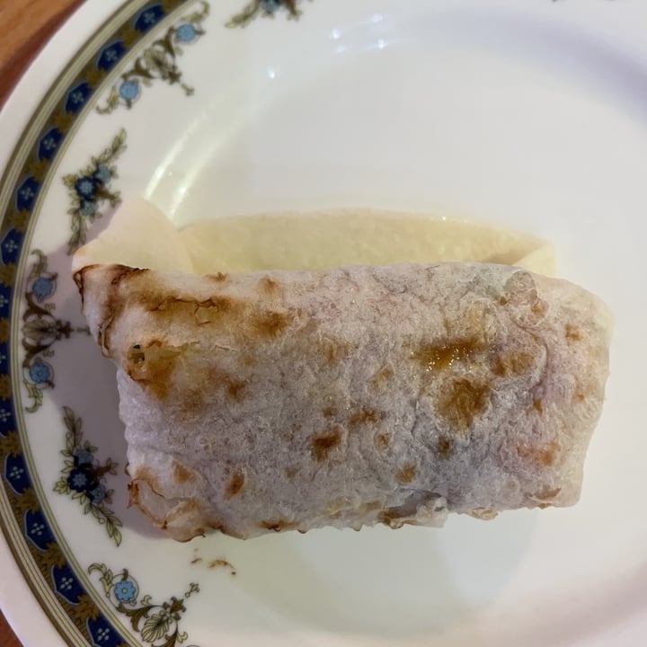 review photo of Loving Hut Vegan Peking Duck Wrap shared by @worldveganworldpeace on 25 Apr 2021 - review