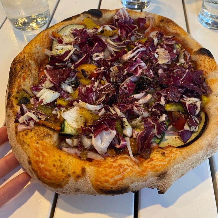 photo of forneria38 Pizza alle verdure shared by @jessicafagotto on  15 May 2022 - review