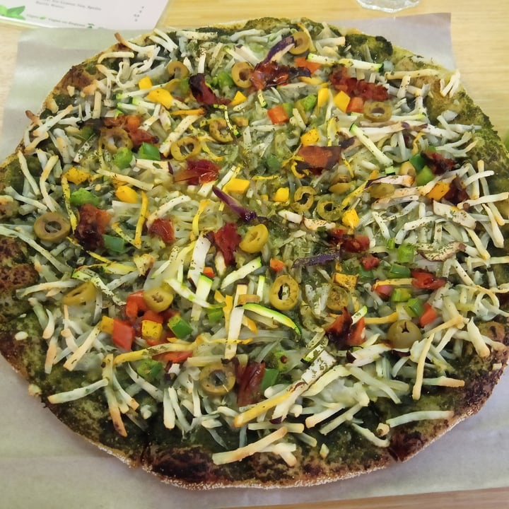 photo of Sove Mediterranean Pizza shared by @veganspicegirl on  31 Jul 2022 - review