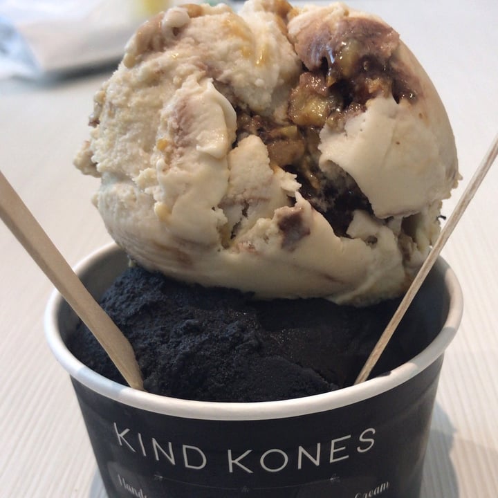 review photo of Kind Kones Charcoal Vanilla Ice Cream shared by @plantingggg on 26 Jul 2020 - review