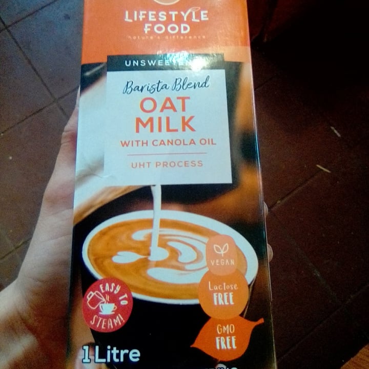 photo of Lifestyle Food Barista Blend Oat Milk shared by @sundance on  14 Jul 2022 - review
