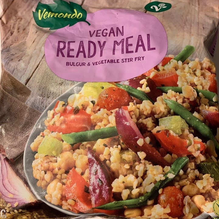 photo of Vemondo Bulgur and vegetable Stir fry vegetarian ready meal shared by @vegzari on  20 Aug 2021 - review