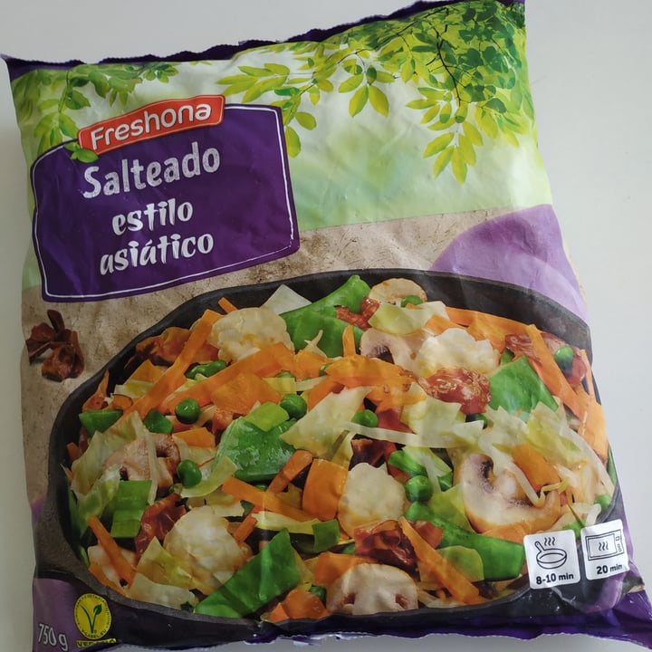 photo of Freshona Asian style stir fry veg mix shared by @silvanaguerreiro on  14 Jun 2022 - review
