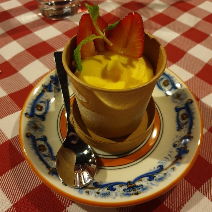 photo of Pete's Place Mango Sorbet shared by @hermainesay on  17 Dec 2020 - review